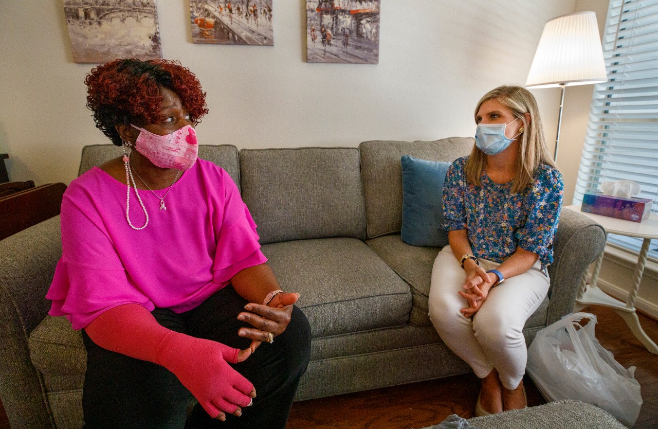 Jane Nodskov (story subject) Right and Rachel Vazquez (Breast Cancer) 